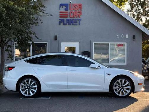 2020 Tesla Model 3 Standard Range