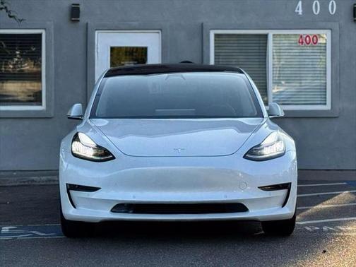 2020 Tesla Model 3 Standard Range