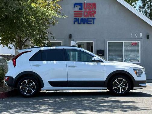 2023 Kia Niro Plug-In Hybrid EX