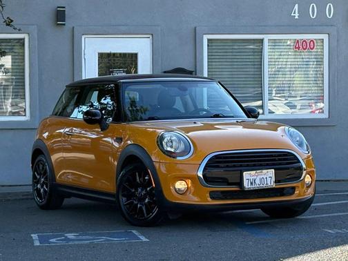 Volcanic Orange 2017 MINI Hardtop Cooper