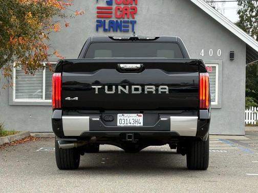 2024 Toyota Tundra Hybrid Capstone