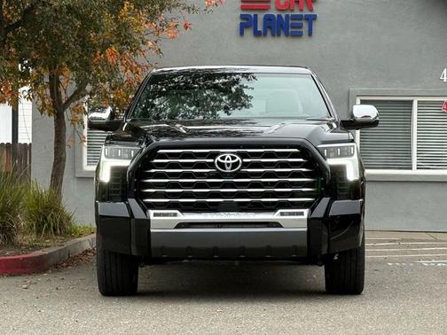 2024 Toyota Tundra Hybrid Capstone