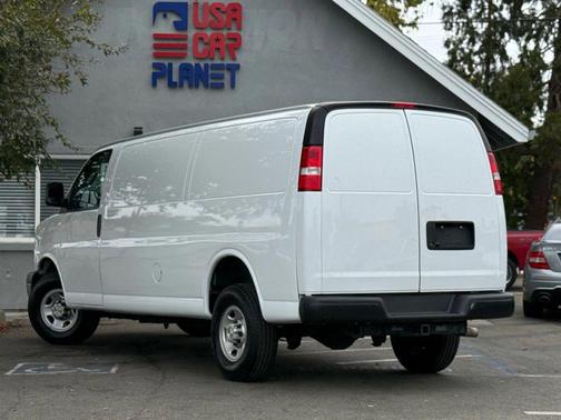 2020 Chevrolet Express 2500 RWD 2500 Extended Wheelbase WT