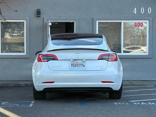 2020 Tesla Model 3 Long Range