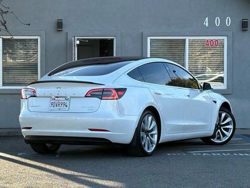 2020 Tesla Model 3 Long Range