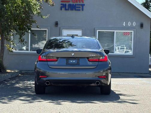 Mineral Gray Metallic 2021 BMW 330 xDrive