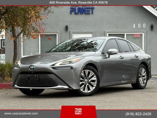 2022 Toyota Mirai Base