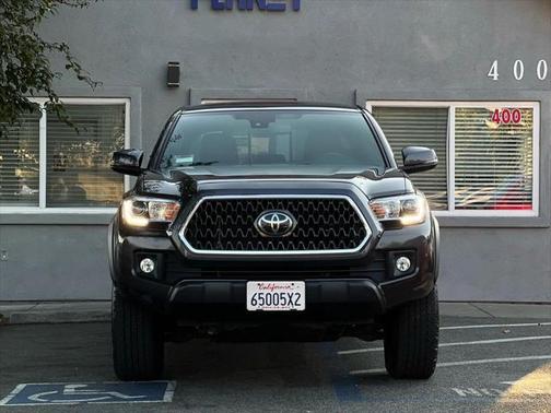 2018 Toyota Tacoma SR