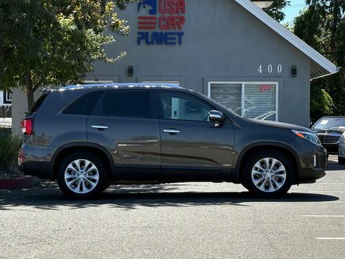 Metal Bronze 2014 Kia Sorento EX