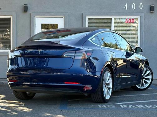 2018 Tesla Model 3 Mid Range
