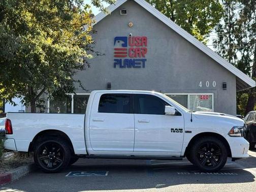 2017 RAM 1500 Night Crew Cab 4x2 5'7' Box