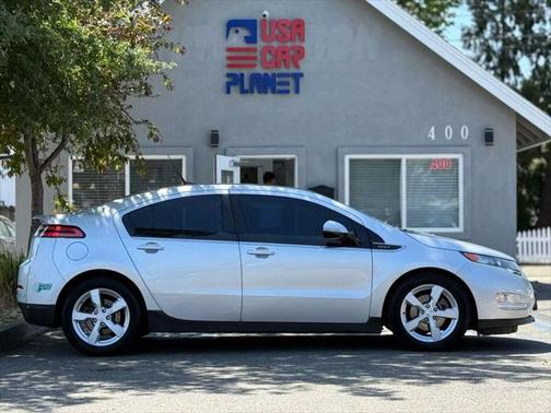 2012 Chevrolet Volt Base
