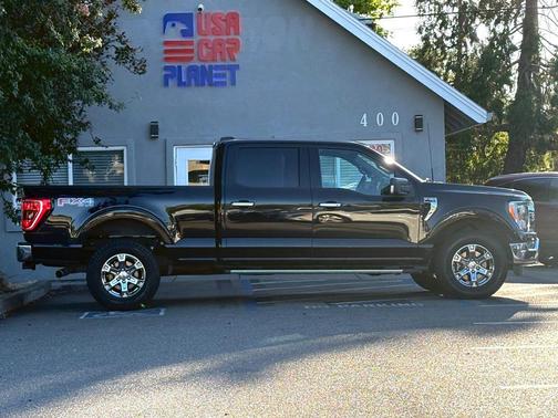Gray 2022 Ford F-150 XLT