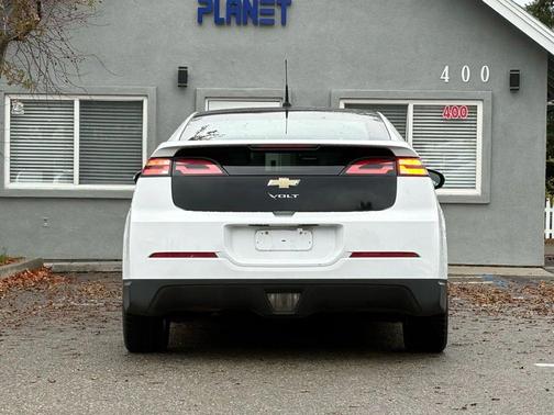 2012 Chevrolet Volt Base