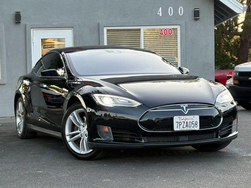 2015 Tesla Model S 70