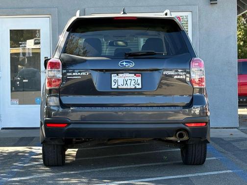 2016 Subaru Forester 2.5i Touring