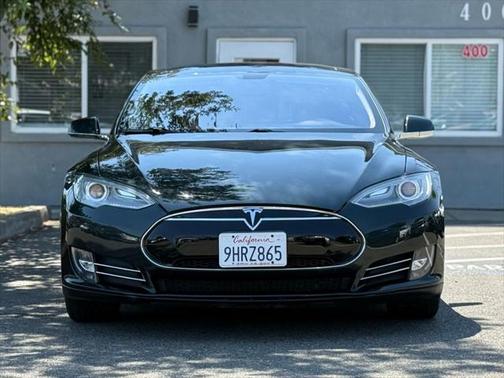 2013 Tesla Model S Sedan 4D