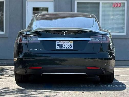 2013 Tesla Model S Sedan 4D