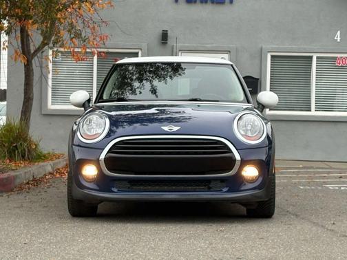 2016 MINI Hardtop Cooper