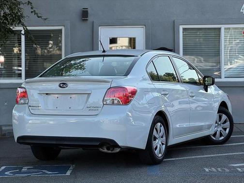 2016 Subaru Impreza 2.0i