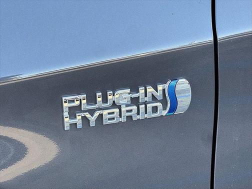 2014 Toyota Prius Plug-in Advanced