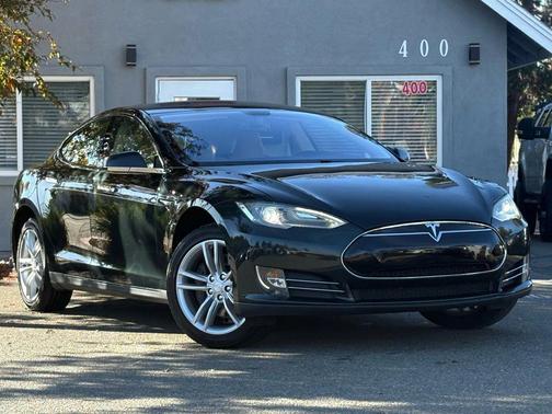 2013 Tesla Model S Sedan 4D