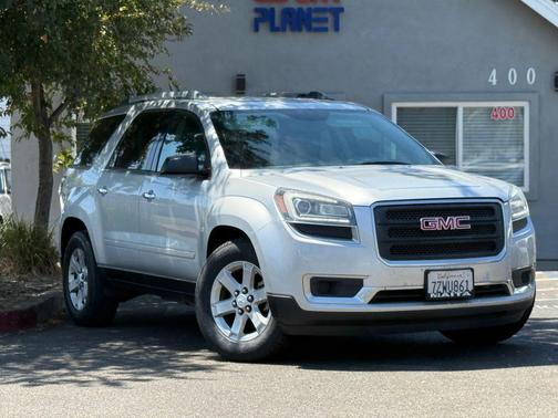 2015 GMC Acadia SLE-2