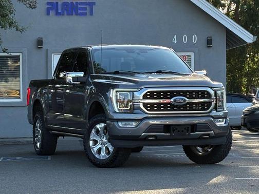 Gray 2022 Ford F-150 Platinum Pickup 4D 5 1/2 ft