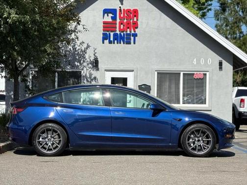 2023 Tesla Model 3 Standard Range