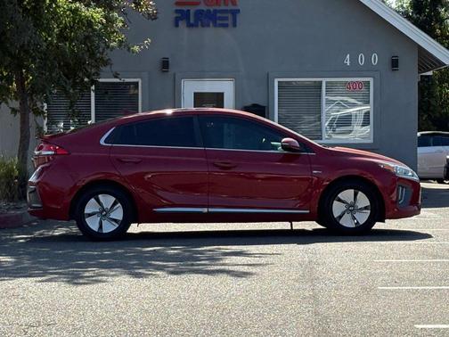 Scarlet Red Pearl 2020 Hyundai IONIQ Hybrid SE
