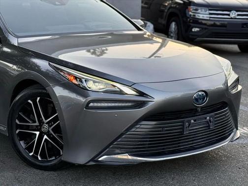 2021 Toyota Mirai Base