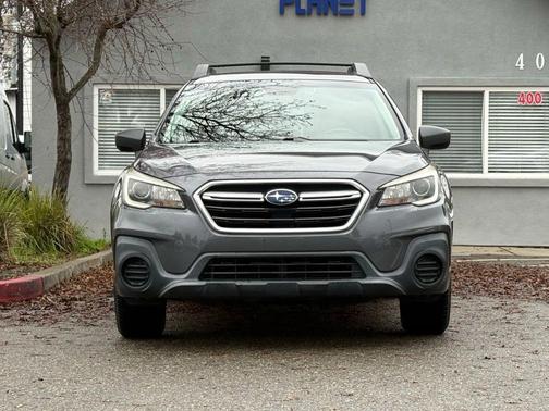 2019 Subaru Outback 2.5i