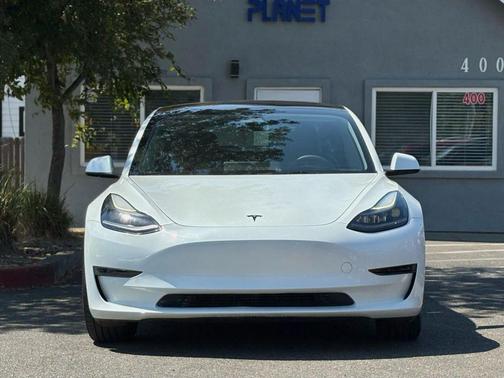 2023 Tesla Model 3 Standard Range