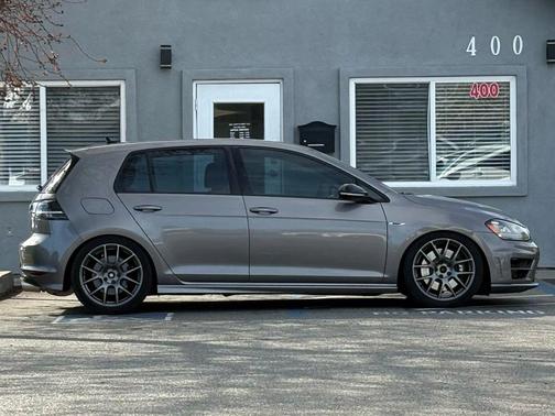 2016 Volkswagen Golf R 2.0T DSG