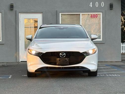 2023 Mazda Mazda3 FWD w/Preferred Package