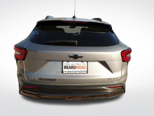 Sterling Gray Metallic 2026 Chevrolet Trax ACTIV