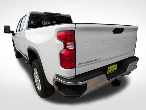 Summit White 2026 Chevrolet Silverado 2500 LT