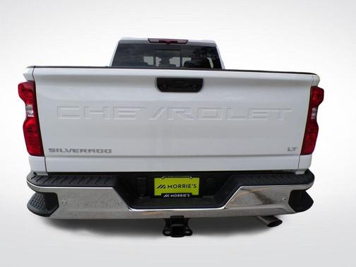 Summit White 2026 Chevrolet Silverado 2500 LT