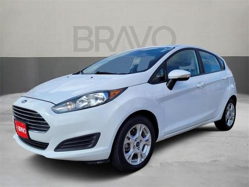 Photo 3 of 31 of 2016 Ford Fiesta SE