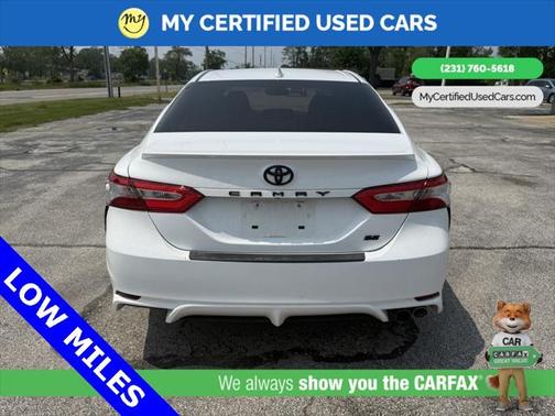 2020 Toyota Camry SE