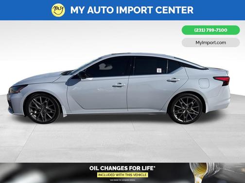 2023 Nissan Altima SR VC-Turbo FWD