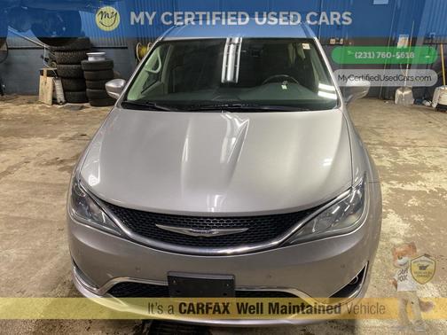 2017 Chrysler Pacifica Touring-L