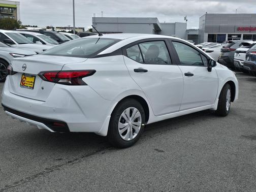 2025 Nissan Versa 1.6 S