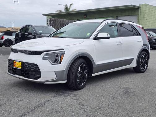 2023 Kia Niro EV Wave