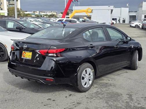 2025 Nissan Versa 1.6 S