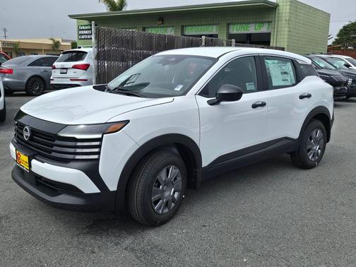 Fresh Powder 2026 Nissan Kicks S