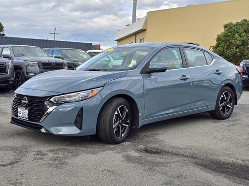 2024 Nissan Sentra SV