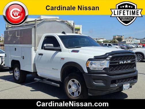 Bright White Clearcoat 2022 RAM 2500 Tradesman Regular Cab 4x4 8' Box
