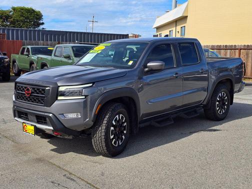 2023 Nissan Frontier PRO-4X