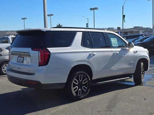 2021 GMC Yukon 4WD AT4